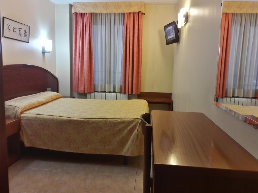Hotel Festa Brava Andorra la Vella Ngoại thất bức ảnh