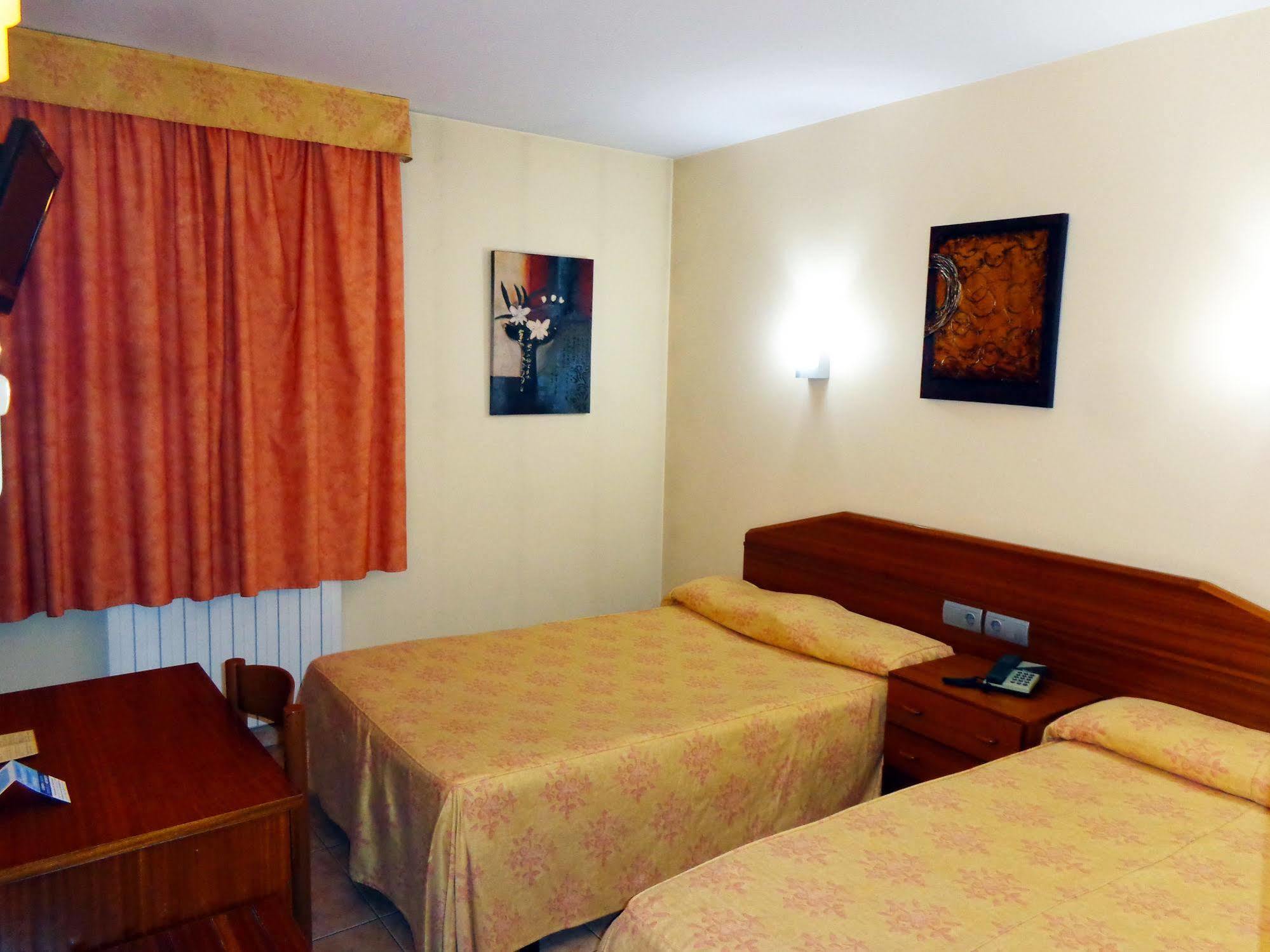 Hotel Festa Brava Andorra la Vella Ngoại thất bức ảnh
